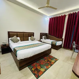 The Golden Taj By The Golden Taj Group & Hotel Agra (Uttar Pradesh)